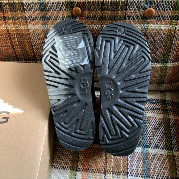 UGG Ultra Mini Classic Boot - Black - Picture 7 of 13